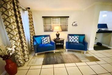 هتل Sonesta Simply Suites Houston Citycentre I10 West