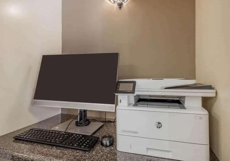 هتل Sonesta Simply Suites Huntsville Research Park