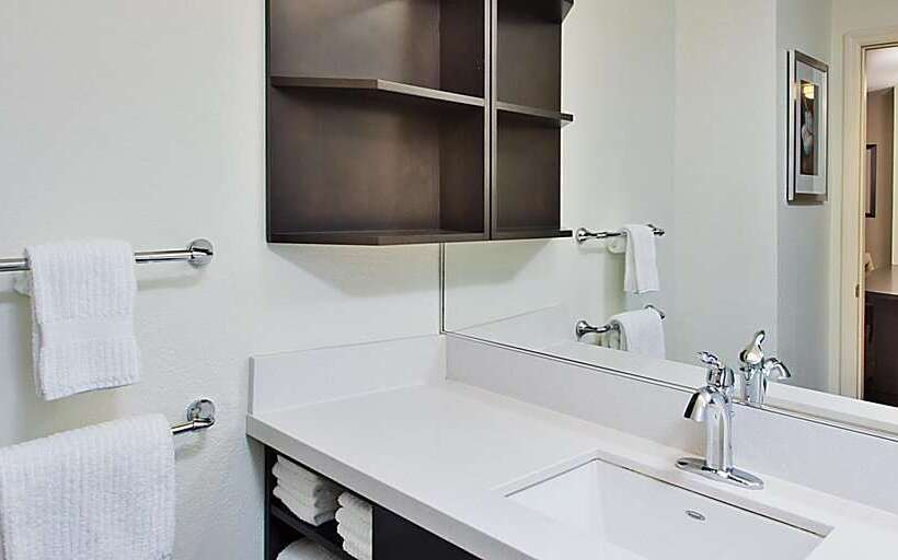 هتل Sonesta Simply Suites Phoenix Tempe
