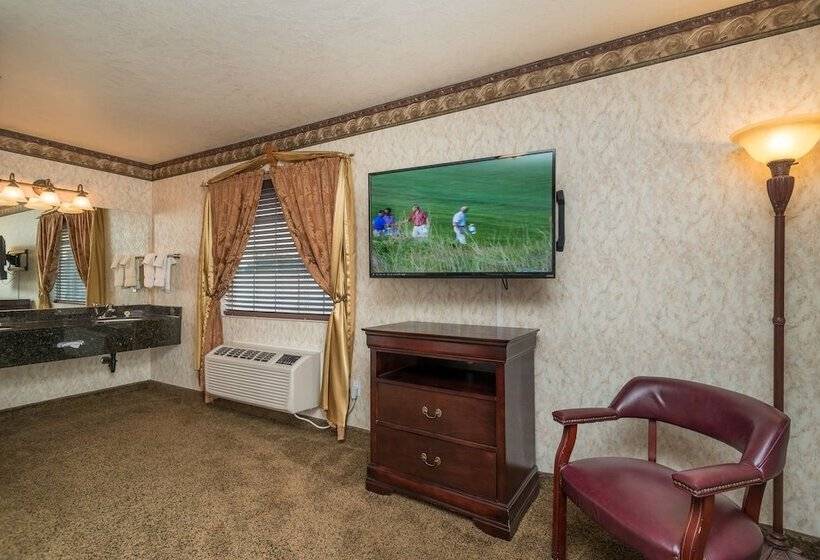 هتل St. George Inn And Suites