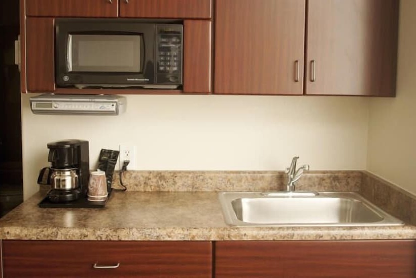 هتل St. George Inn And Suites