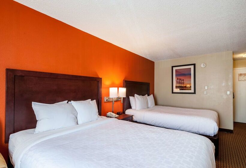 Hotel Surestay  By Best Western Seatac Airport North