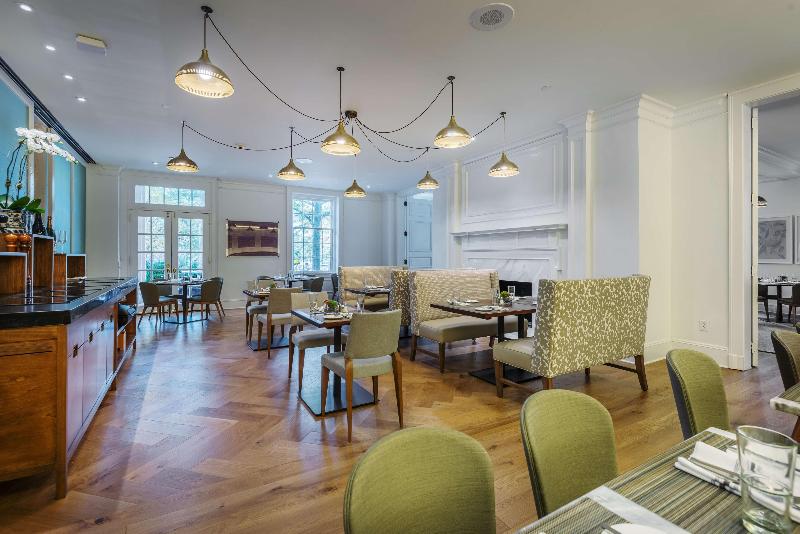 هتل The Carolina Inn, A Destination By Hyatt