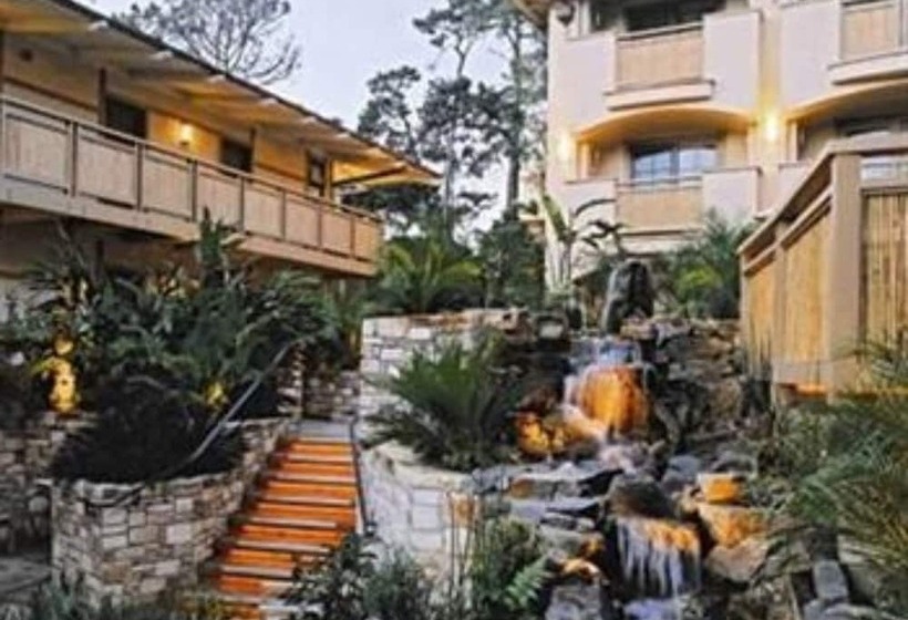 ホテル Tradewinds Carmel