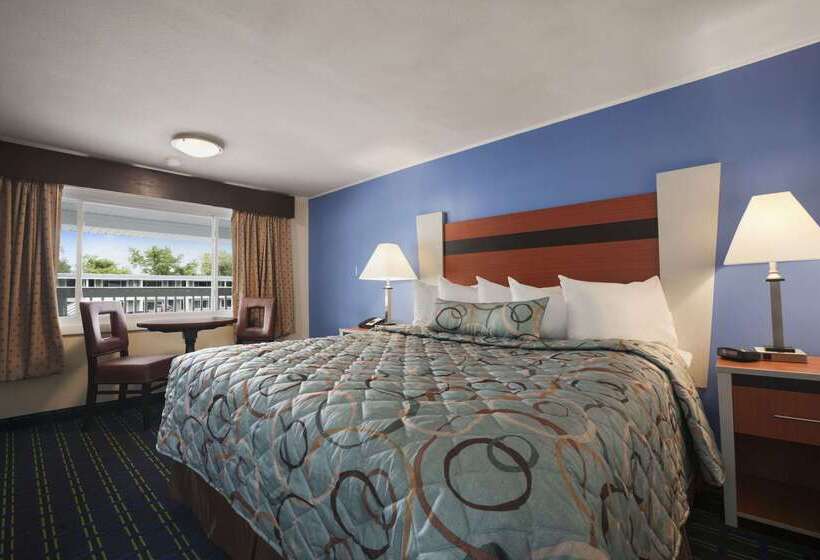 مُتل Days Inn By Wyndham   Cape Cod