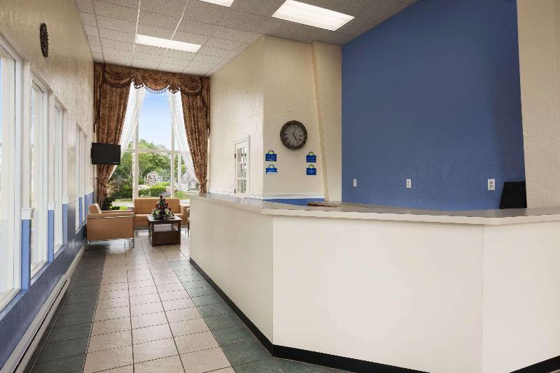 مُتل Days Inn By Wyndham   Cape Cod