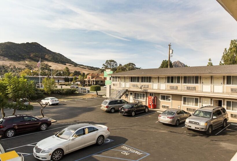 מוטל San Luis Inn And Suites