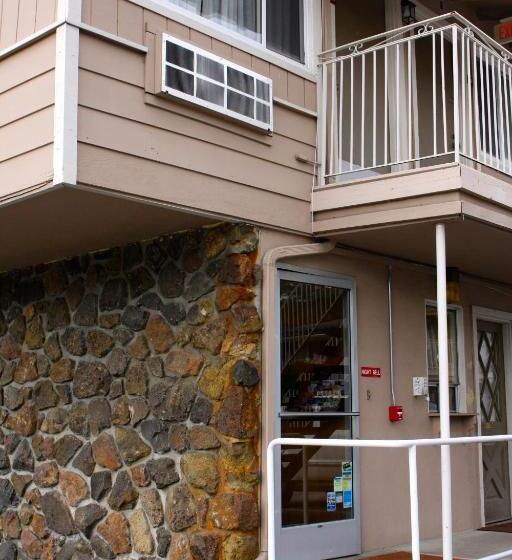 מוטל San Luis Inn And Suites