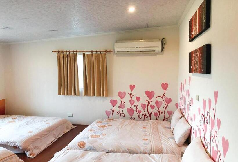 تختخواب و صبحانه 墾點心 Kenting Dessert 背包民宿