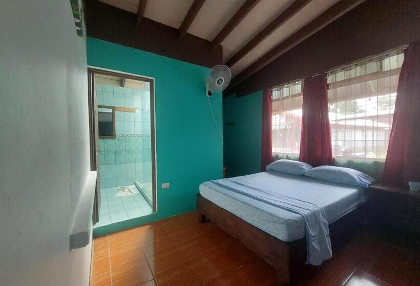 پانسیون Nice Place Hostel