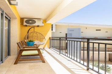 Apart Hotel Ms Katunjanin