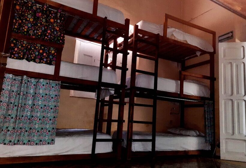 Guaya Hostel
