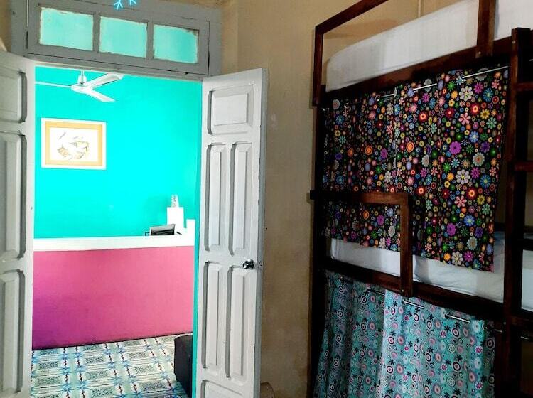 Guaya Hostel