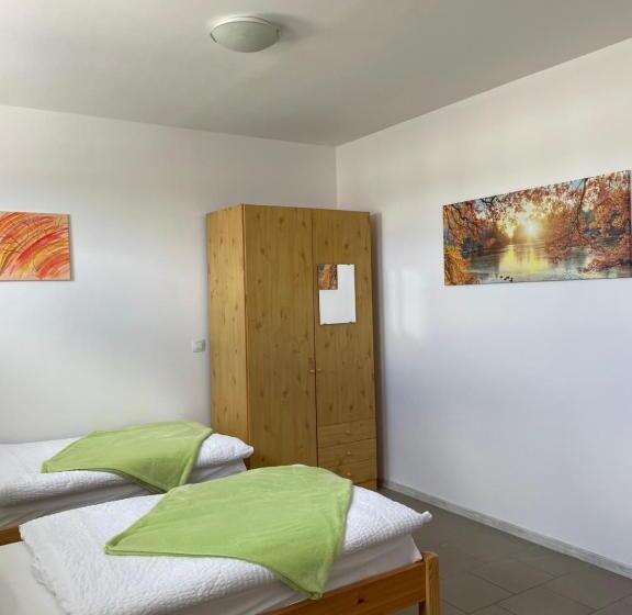 Twt Motel