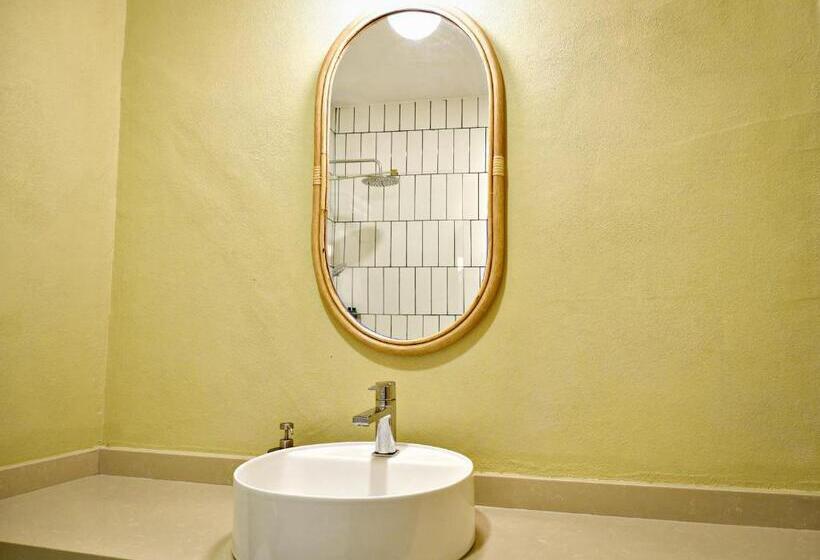 Bono Hotel Old Town
