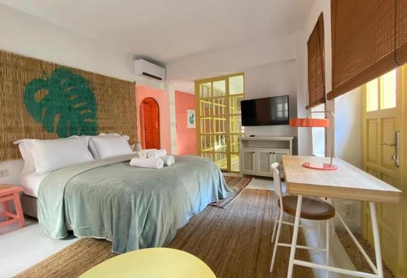 Bono Hotel Old Town