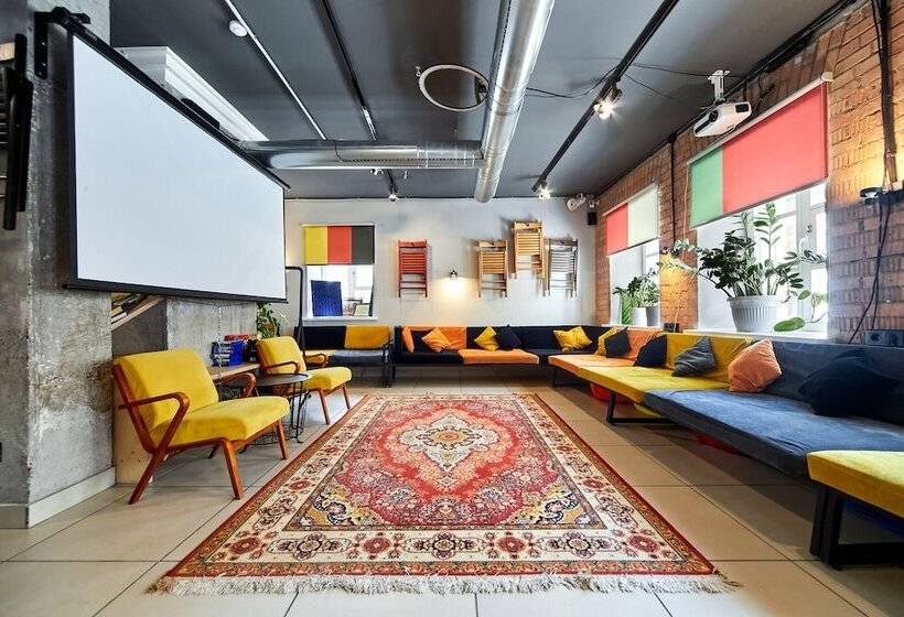 Hostel Urban