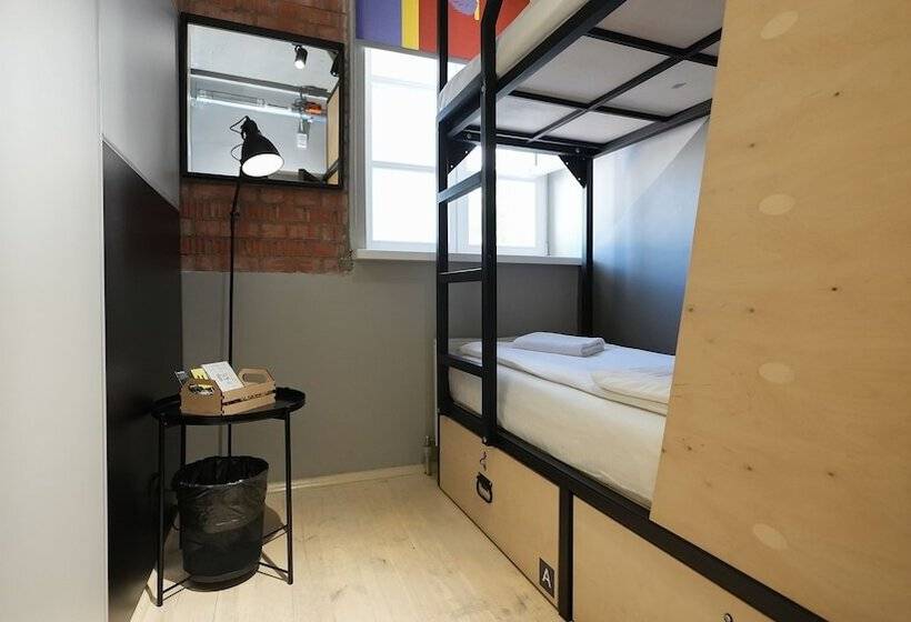 Hostel Urban