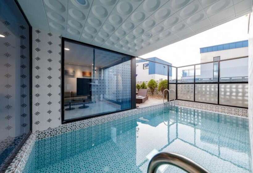 אתר נופש Paju Obladi Pool Villa