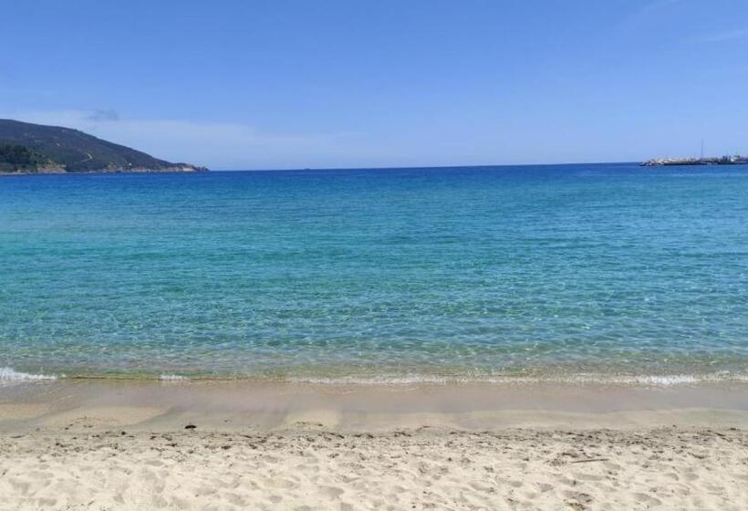 هتل La Barcarola
