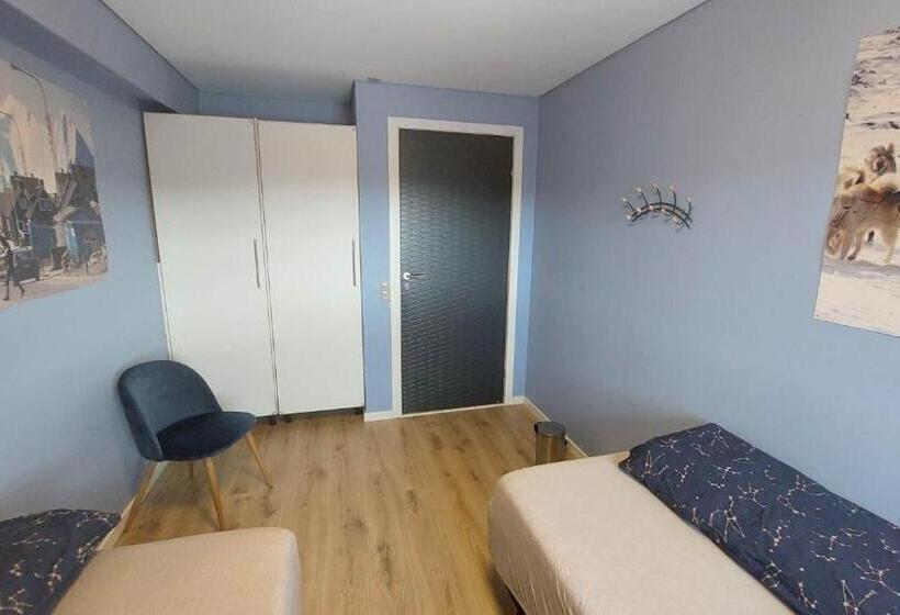تختخواب و صبحانه Ilulissat Apartment
