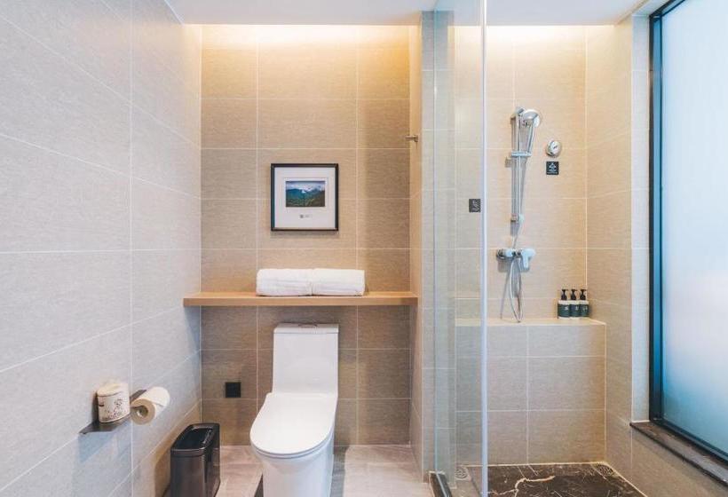 Atour Hotel Taizhou Linhai Branch