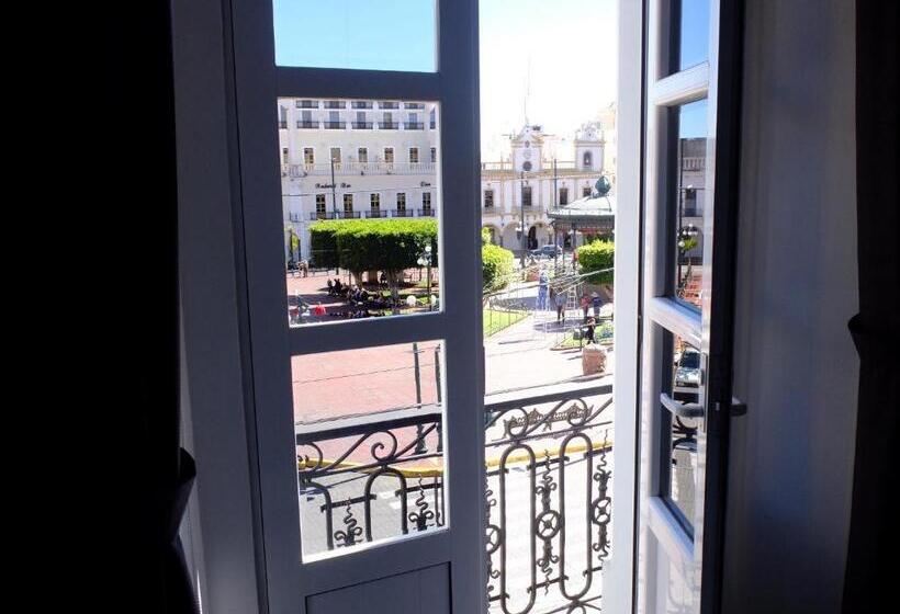 فندق Estancia Real