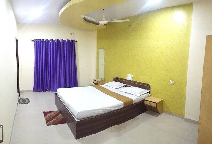 هتل Galaxy Imperial Aurangabad