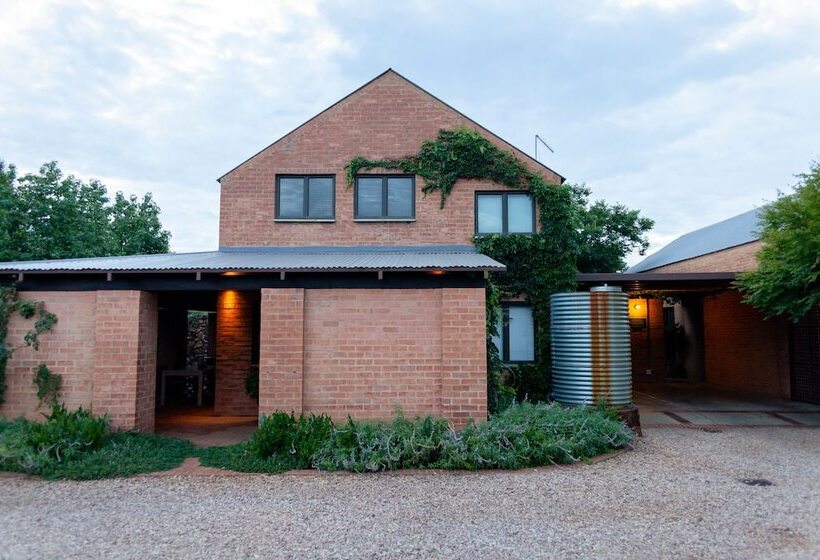 Twin Rivers Bed And Breakfast