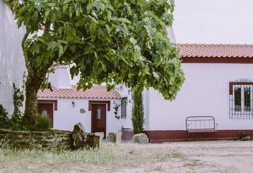 בית מלון כפרי Casas Da Faia   Nature Guest House