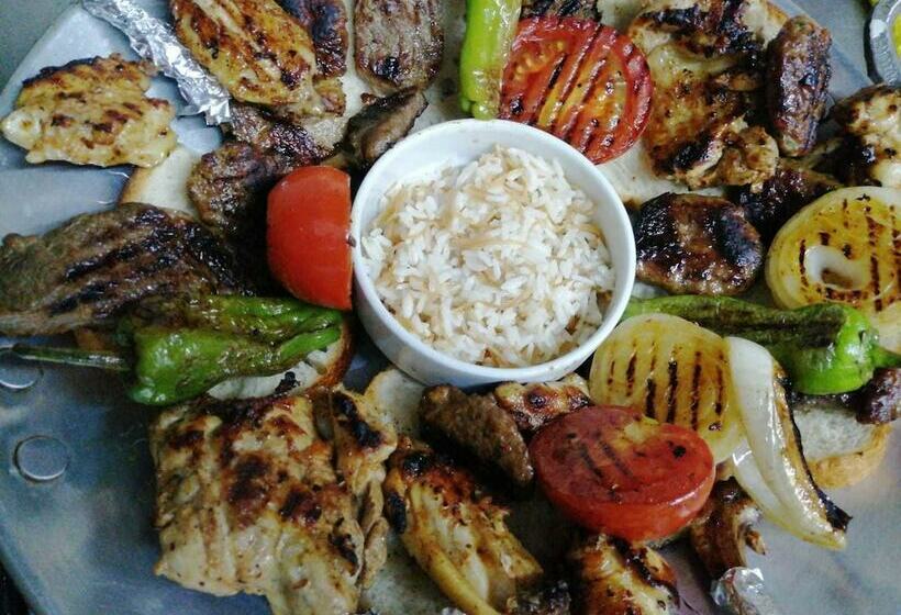 Beyaz Ev Butik Otel Masukiye