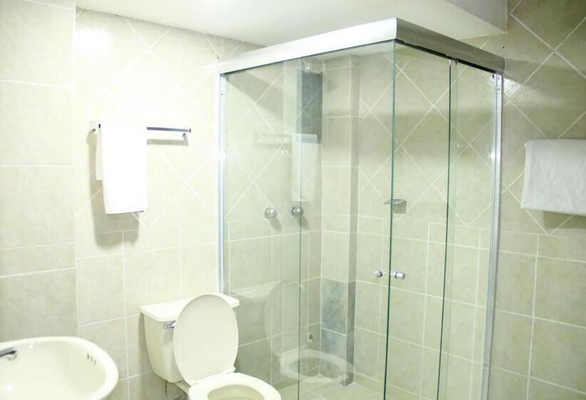 Fotos del hotel Privada De Horacio 18 Residences:  14