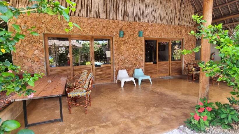 فندق Salama & Mbuyuni Bungalows