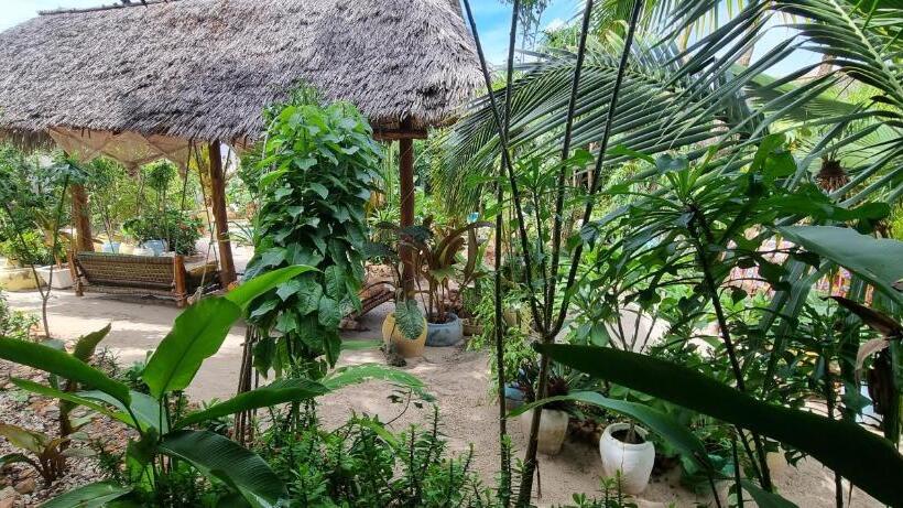 فندق Salama & Mbuyuni Bungalows