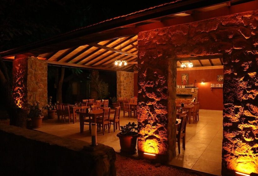 استراحتگاه Eden Bungalows And Beach