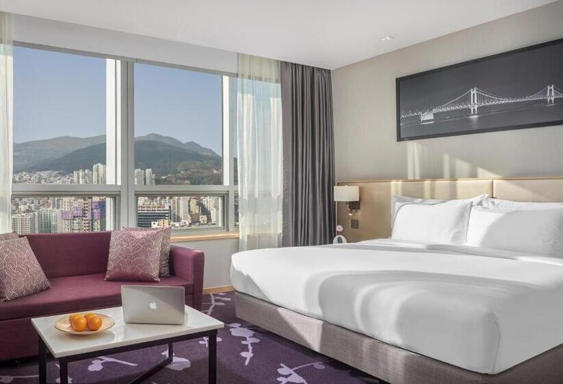هتل Avani Central Busan