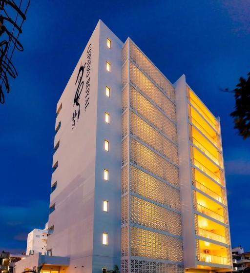 בית מלון כפרי Condo Royal Ryu Kyu