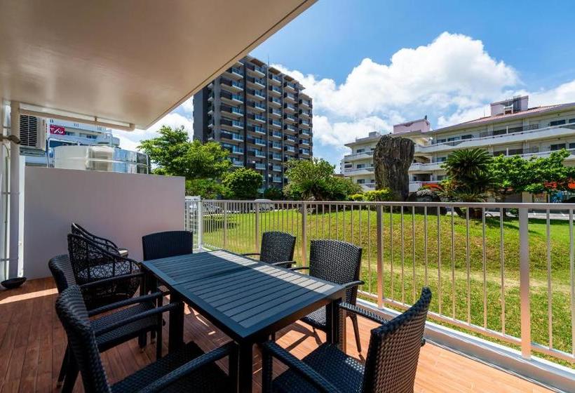 בית מלון כפרי Condo Royal Ryu Kyu