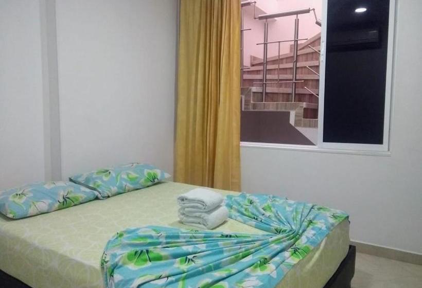 هتل Hospedaje Balcones De La Colina