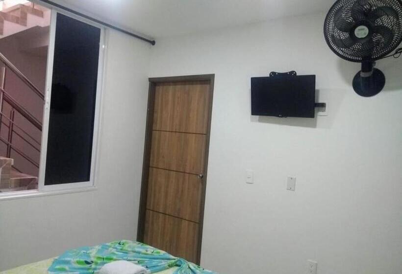 هتل Hospedaje Balcones De La Colina