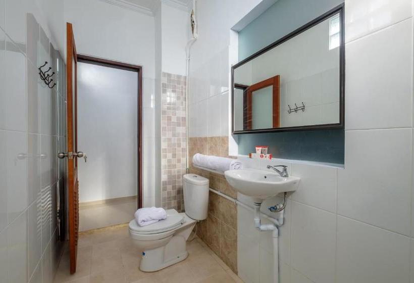 Hotel Oyo 672 Bali Radiance Canggu