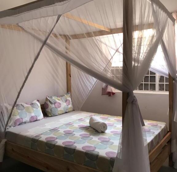 פנסיון Hakuna Matata Guest House