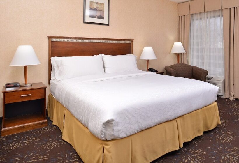 Holiday Inn Express Hotel & Suites West Chester, An Ihg