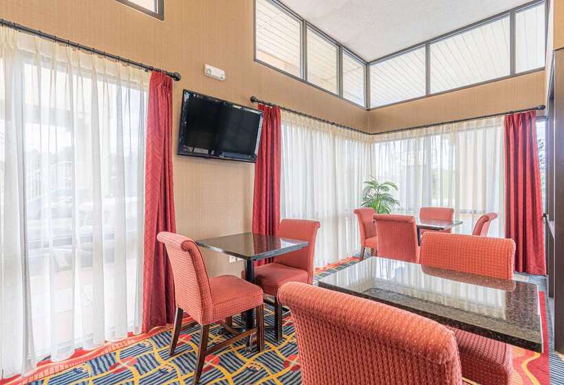 هتل Americas Best Value Inn Milledgeville