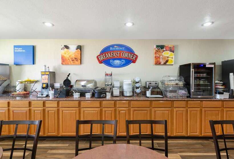 هتل Baymont By Wyndham Fort Dodge
