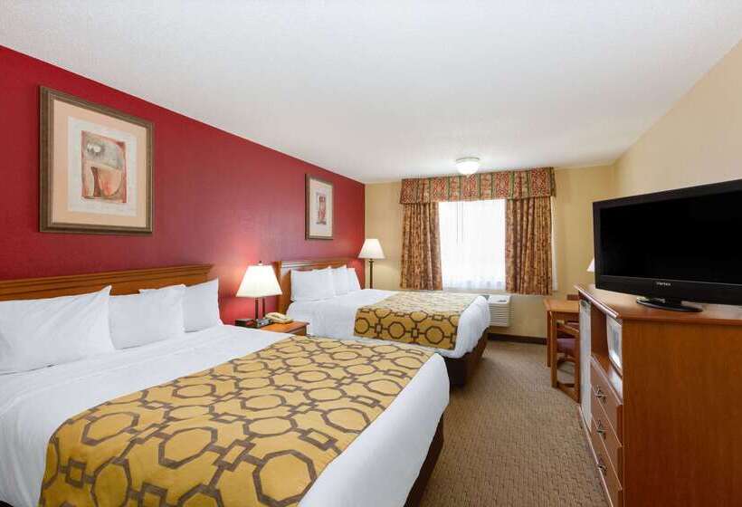 هتل Baymont By Wyndham Fort Dodge