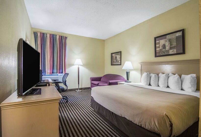 هتل Baymont By Wyndham North Myrtle Beach