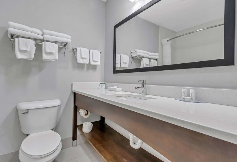هتل Baymont By Wyndham North Myrtle Beach