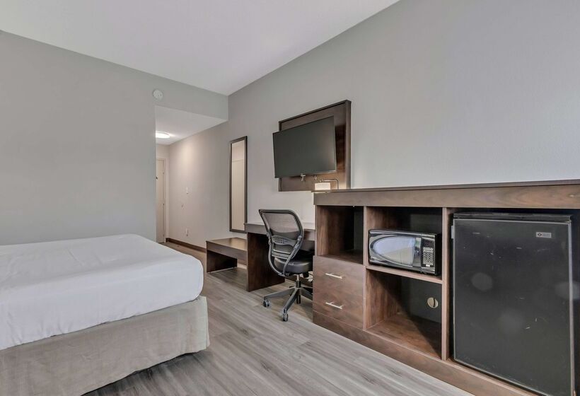 هتل Baymont By Wyndham North Myrtle Beach