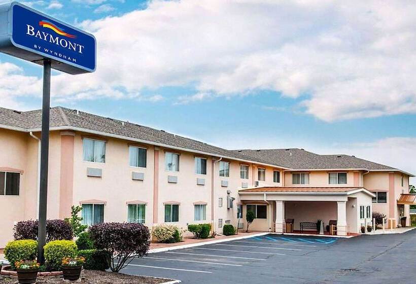 ホテル Baymont By Wyndham Richmond I70